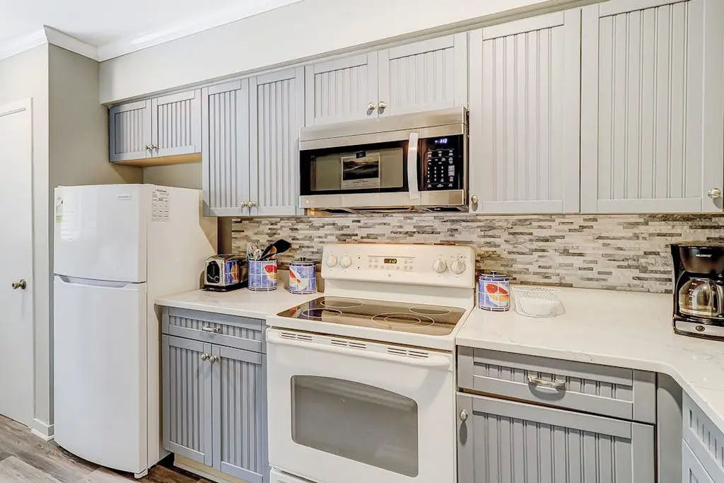 Well-appointed home with path to the beach, pool, private washer/dryer & AC