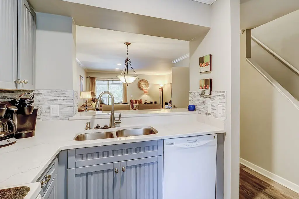 Well-appointed home with path to the beach, pool, private washer/dryer & AC