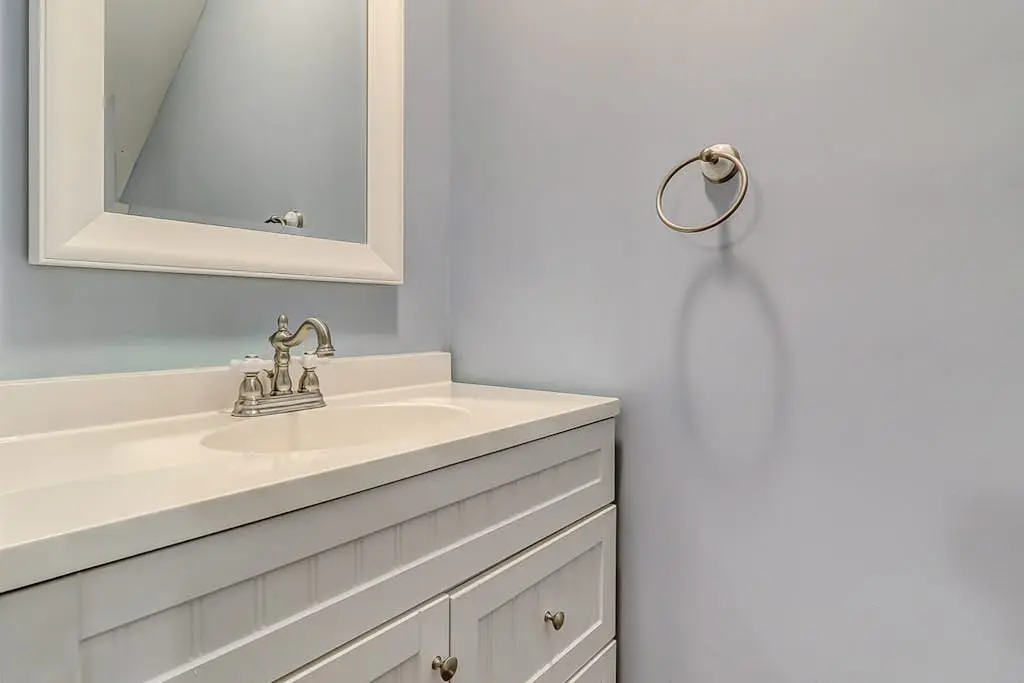 Well-appointed home with path to the beach, pool, private washer/dryer & AC