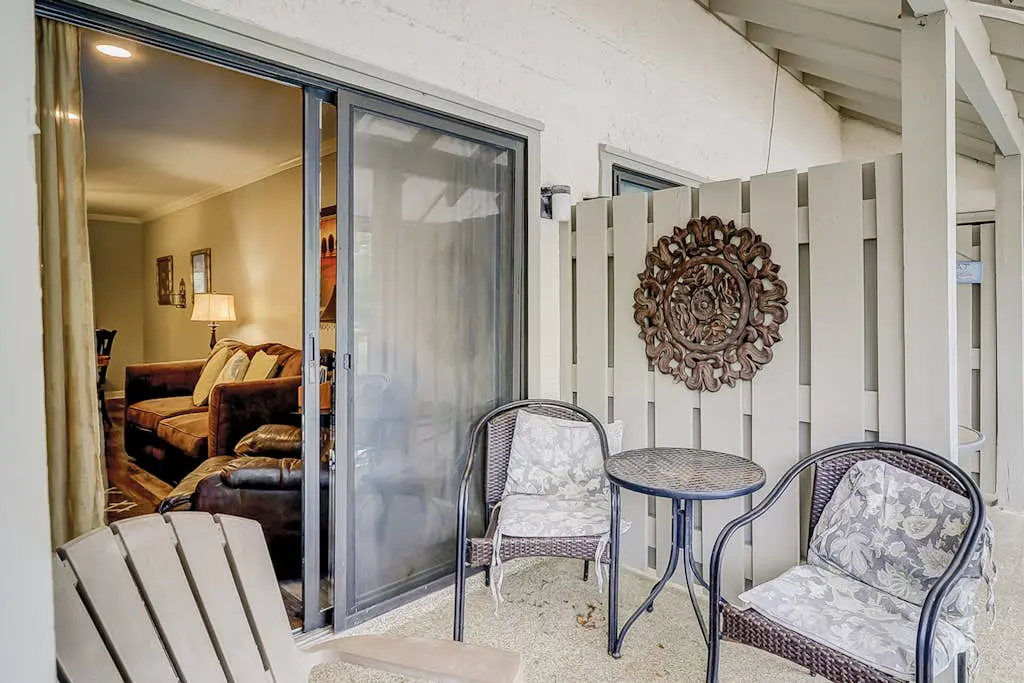 Well-appointed home with path to the beach, pool, private washer/dryer & AC