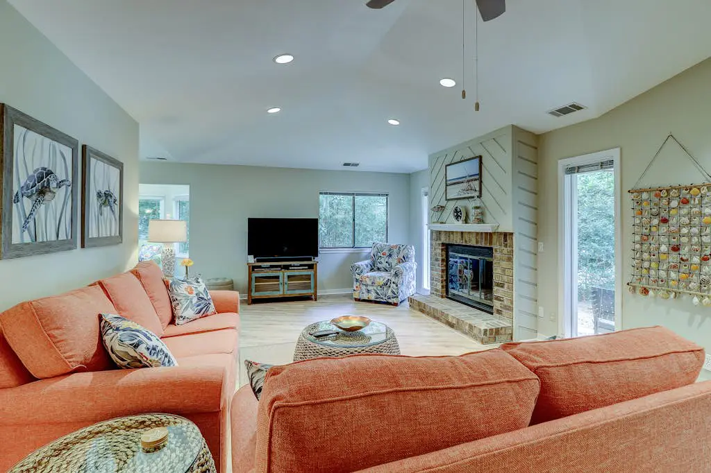 Cozy dog-friendly home with free WiFi & private pool for a relaxing stay