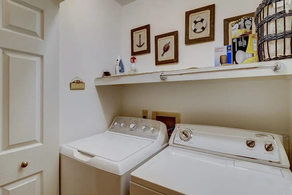 Cozy dog-friendly home with free WiFi & private pool for a relaxing stay