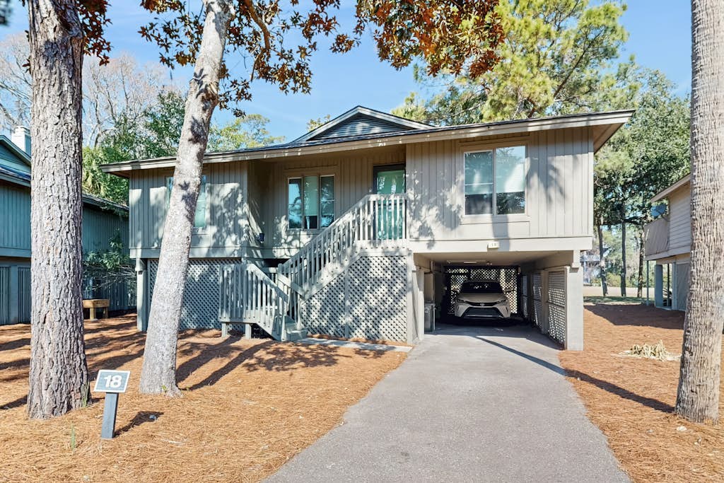 Kingston Cove 18