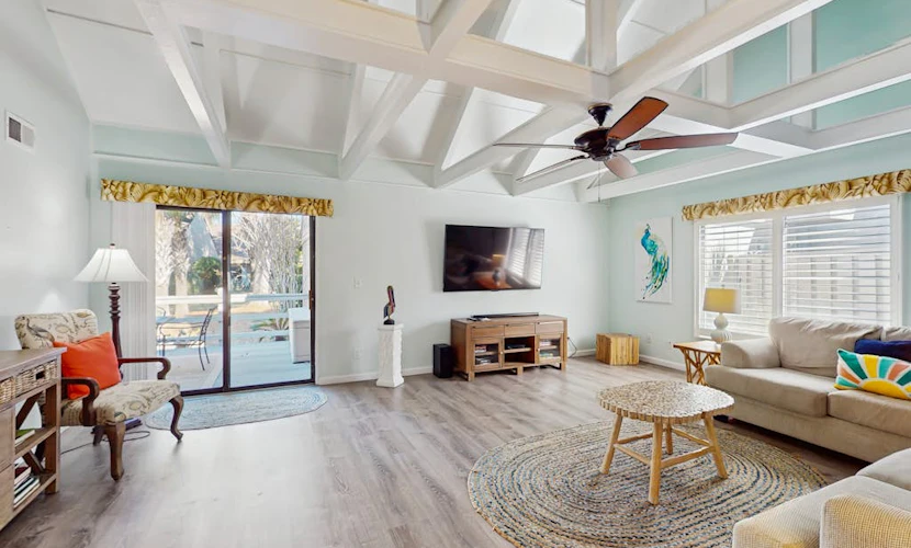 Gated community home w/lagoon & pools - Near Beaches & Dog Friendly