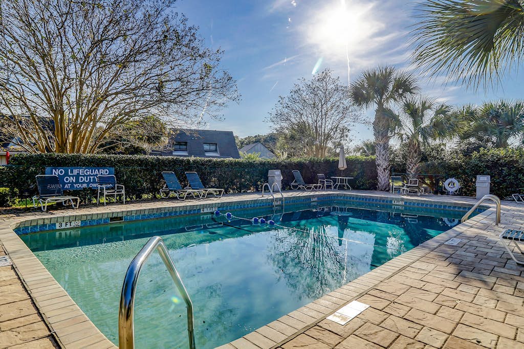 Gated community home w/lagoon & pools - Near Beaches & Dog Friendly