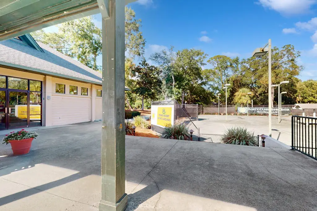 Gated community home w/lagoon & pools - Near Beaches & Dog Friendly