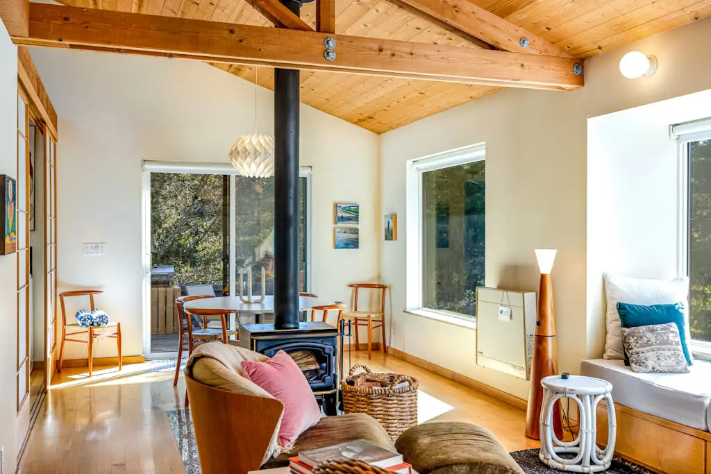 Madrone Cottage - Sea Ranch cottage with private hot tub in the redwoods, dogs welcome