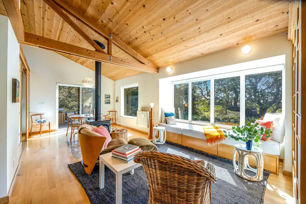 Madrone Cottage - Sea Ranch cottage with private hot tub in the redwoods, dogs welcome