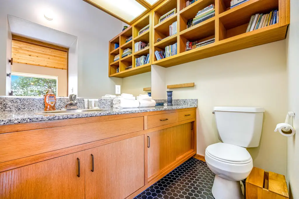 Madrone Cottage - Sea Ranch cottage with private hot tub in the redwoods, dogs welcome