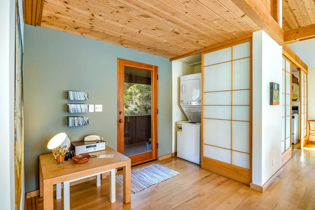 Madrone Cottage - Sea Ranch cottage with private hot tub in the redwoods, dogs welcome