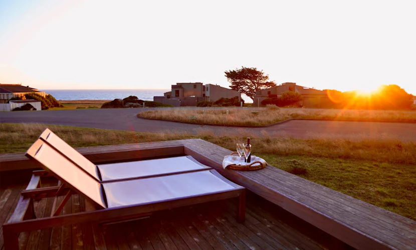 Da Yaya House - Sunsets over the ocean, waves, whales, serenity, luxury on the bluff