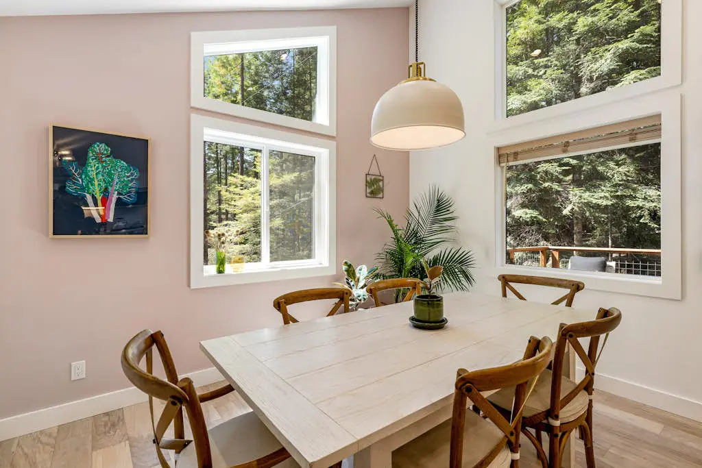 Stargaze - Newly built Gualala home with private hot tub among the redwoods