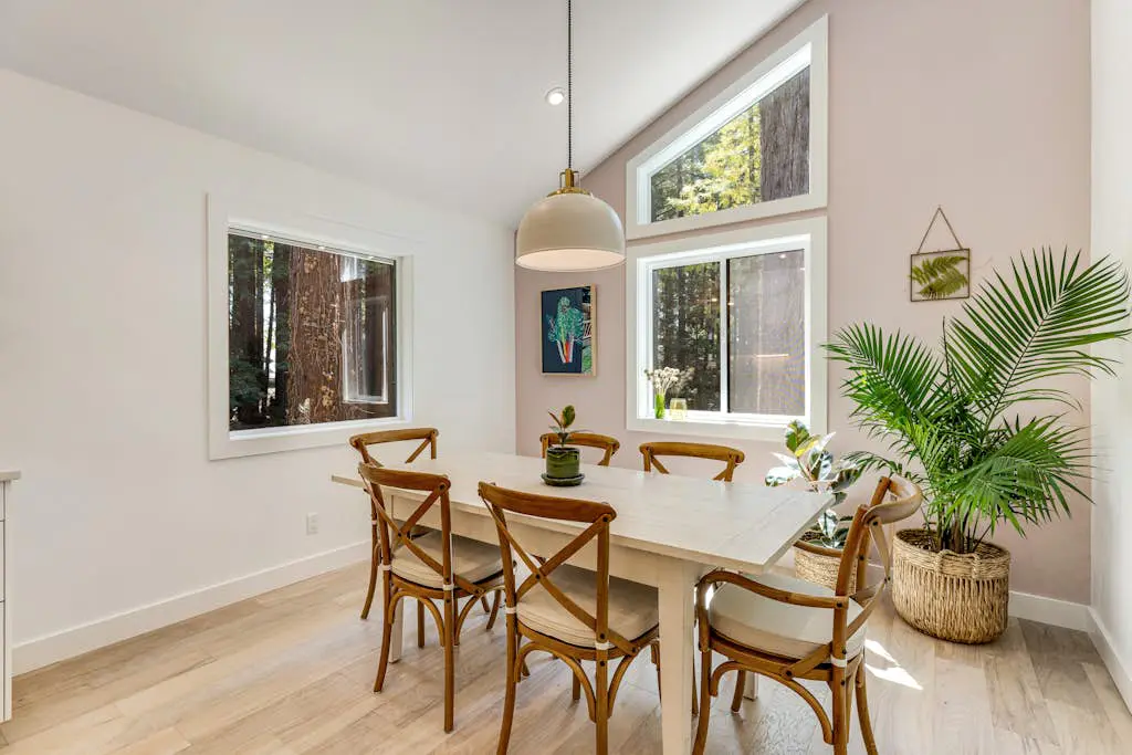 Stargaze - Newly built Gualala home with private hot tub among the redwoods