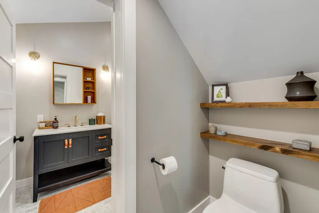 Stargaze - Newly built Gualala home with private hot tub among the redwoods
