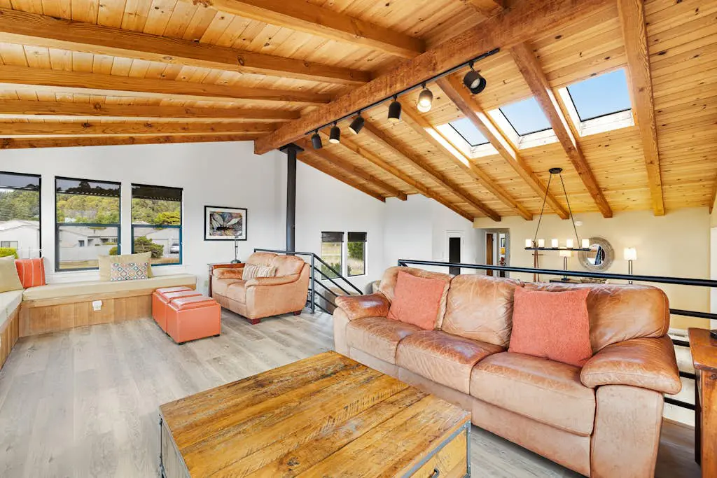 Ocean Sunset - Ocean-view home with private hot tub & grill, dogs welcome