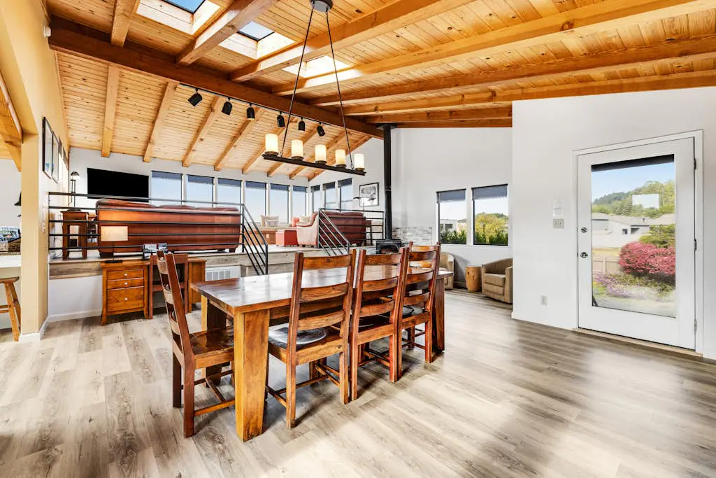 Ocean Sunset - Ocean-view home with private hot tub & grill, dogs welcome