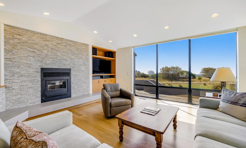 Heron's Nest - Panoramic ocean-view home with private hot tub on the golf course