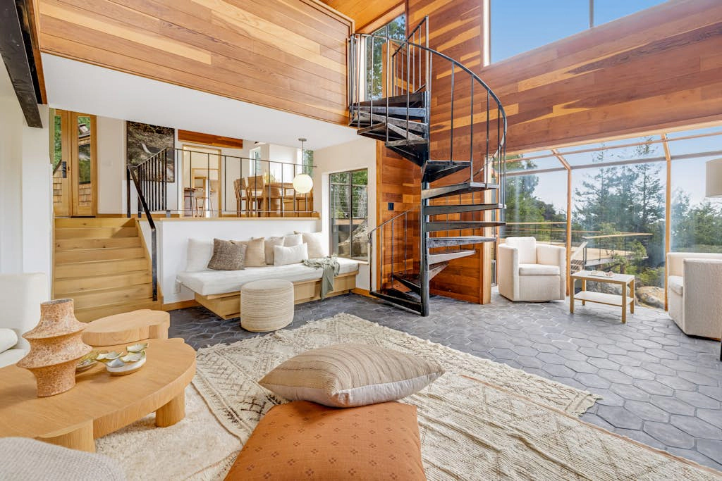 Sequoia Vista - Gualala home with ocean views & redwood canopy near Anchor Bay