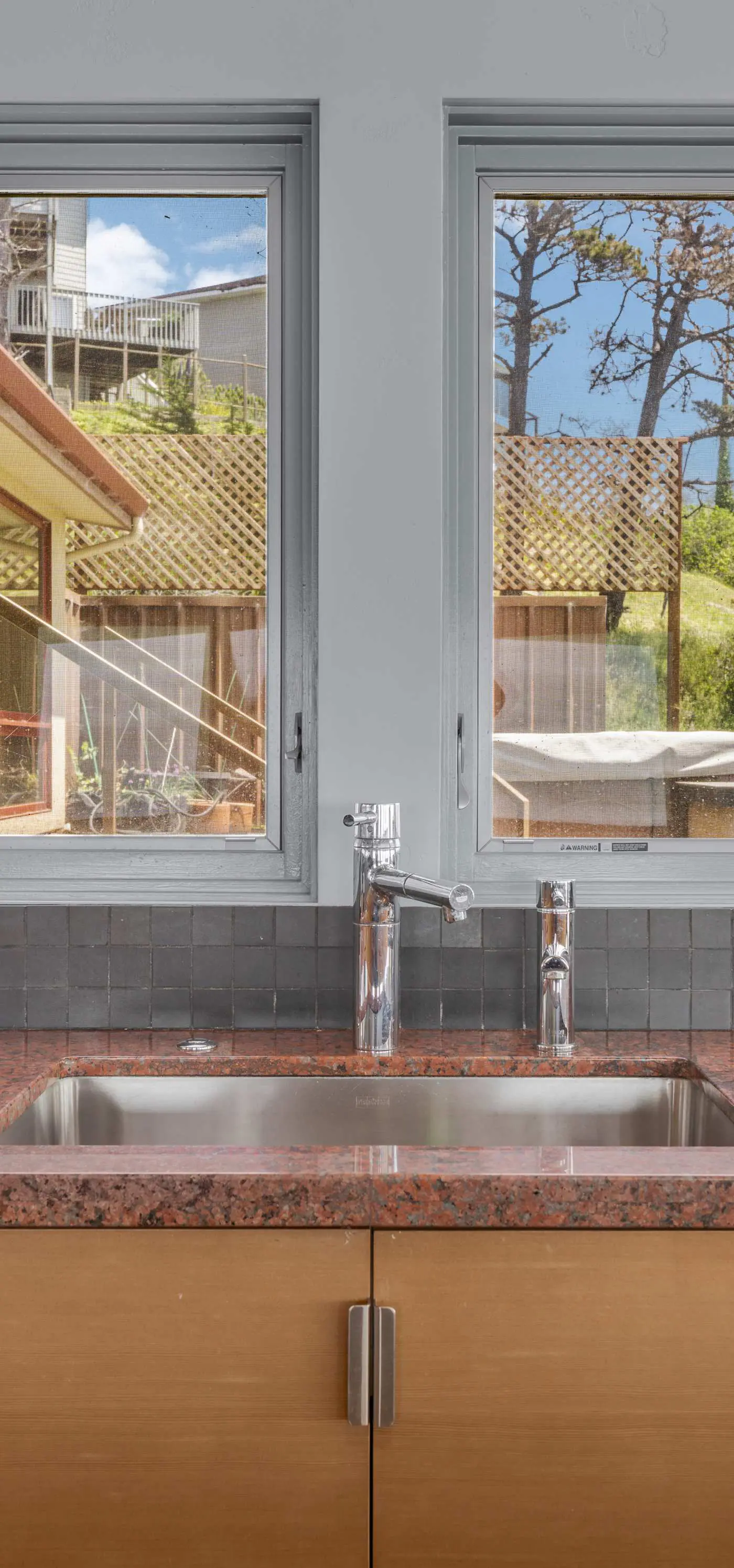 Pacific Bliss Haven - Luxury oceanfront home with 270-degree views, hot tub & 2 fireplaces