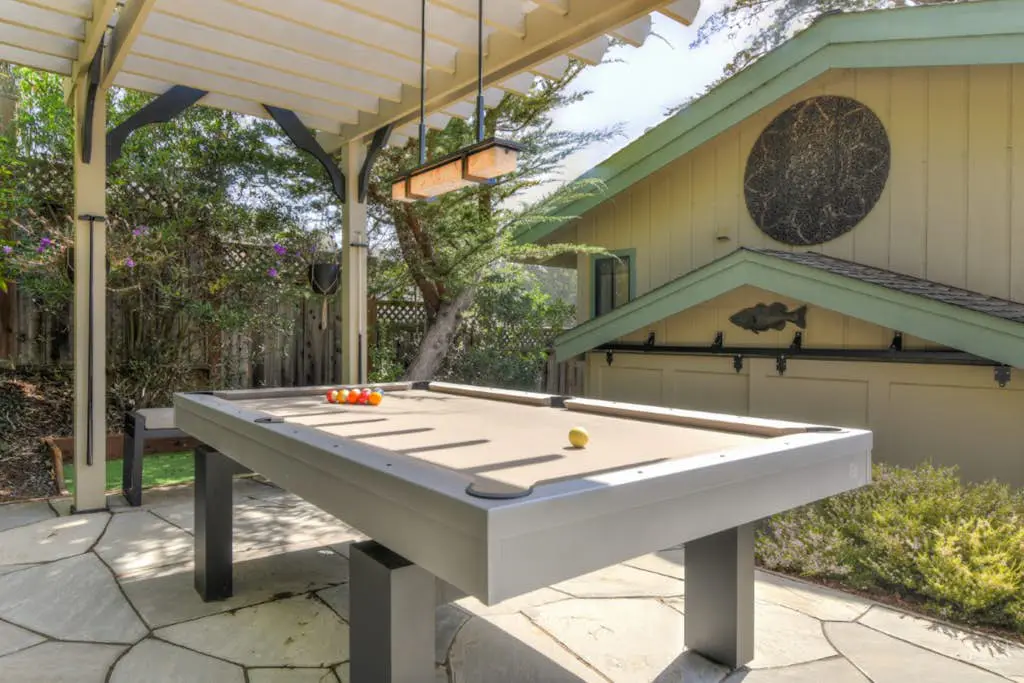 Eagle's Landing - Main House - Updated home with ocean views, private hot tub, fire table, outdoor kitchen