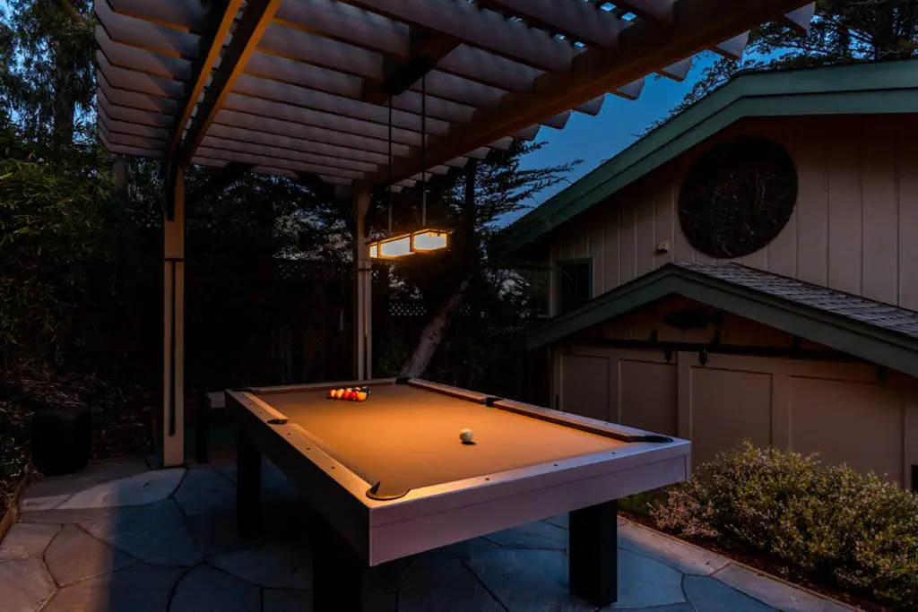 Eagle's Landing - Main House - Updated home with ocean views, private hot tub, fire table, outdoor kitchen