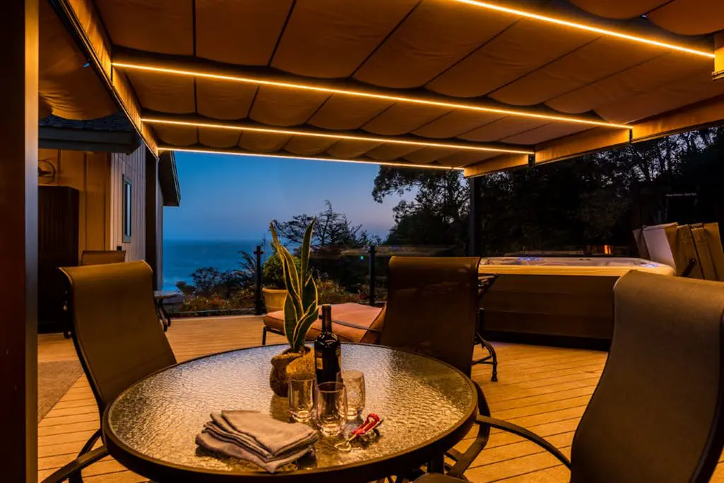 Eagle's Landing - Main House - Updated home with ocean views, private hot tub, fire table, outdoor kitchen