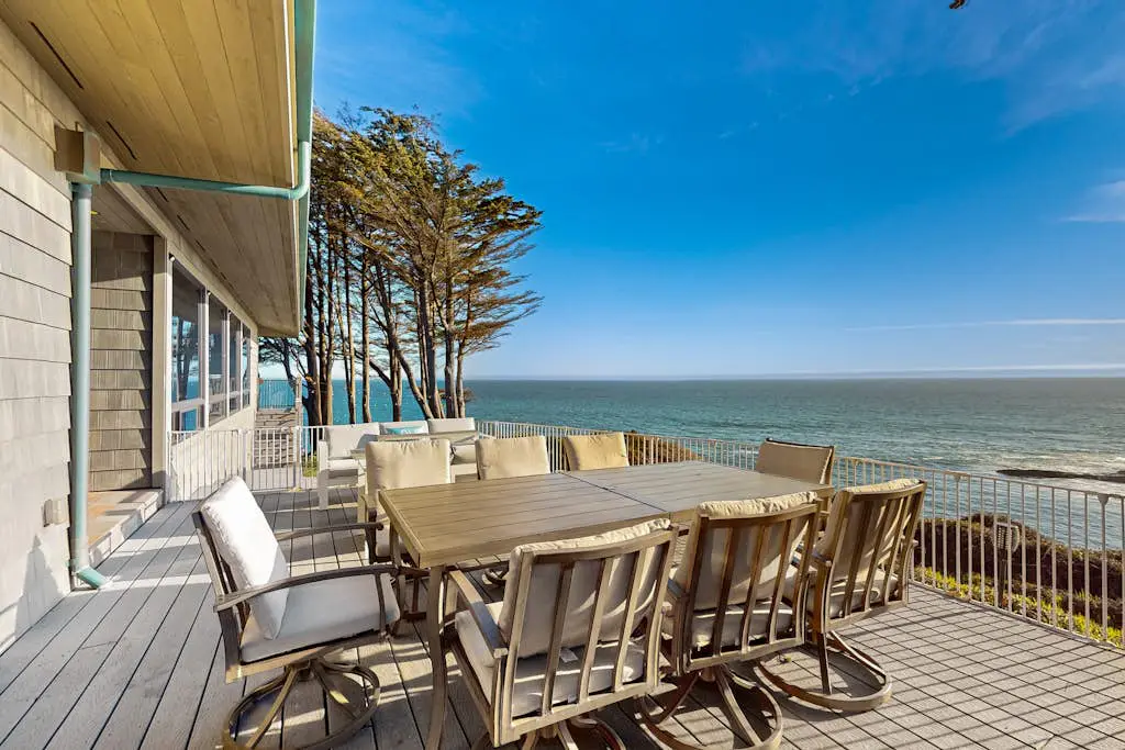 Oceanfront Dream Hideaway and Retreat