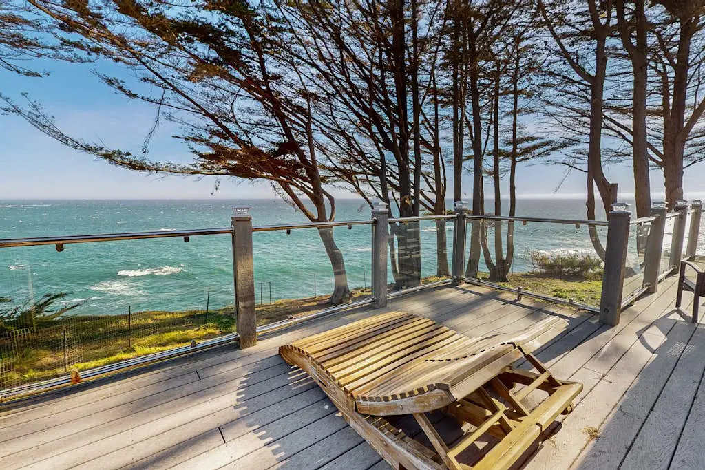 Oceanfront Dream Hideaway and Retreat