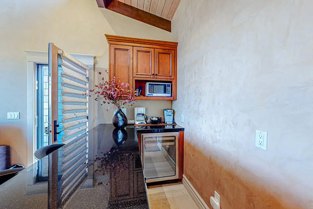 Oceanfront Dream Hideaway and Retreat