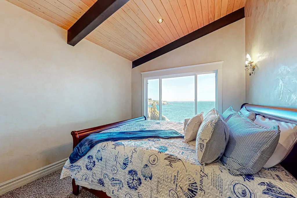 Oceanfront Dream Hideaway and Retreat