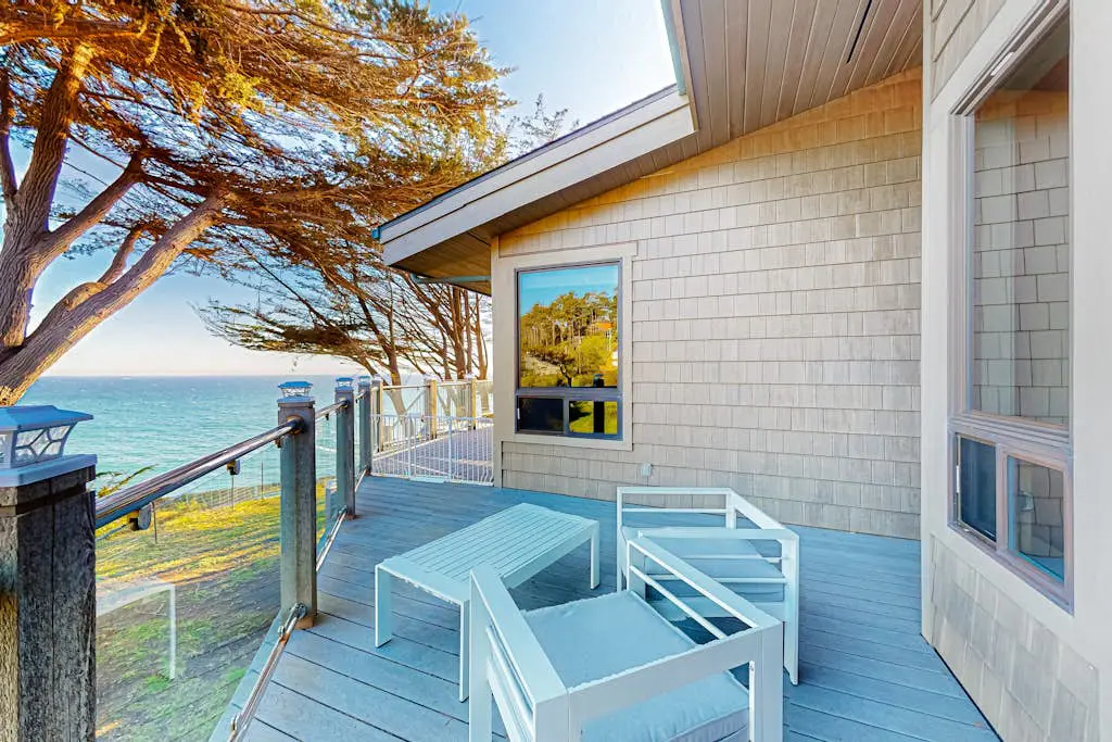 Oceanfront Dream Hideaway and Retreat