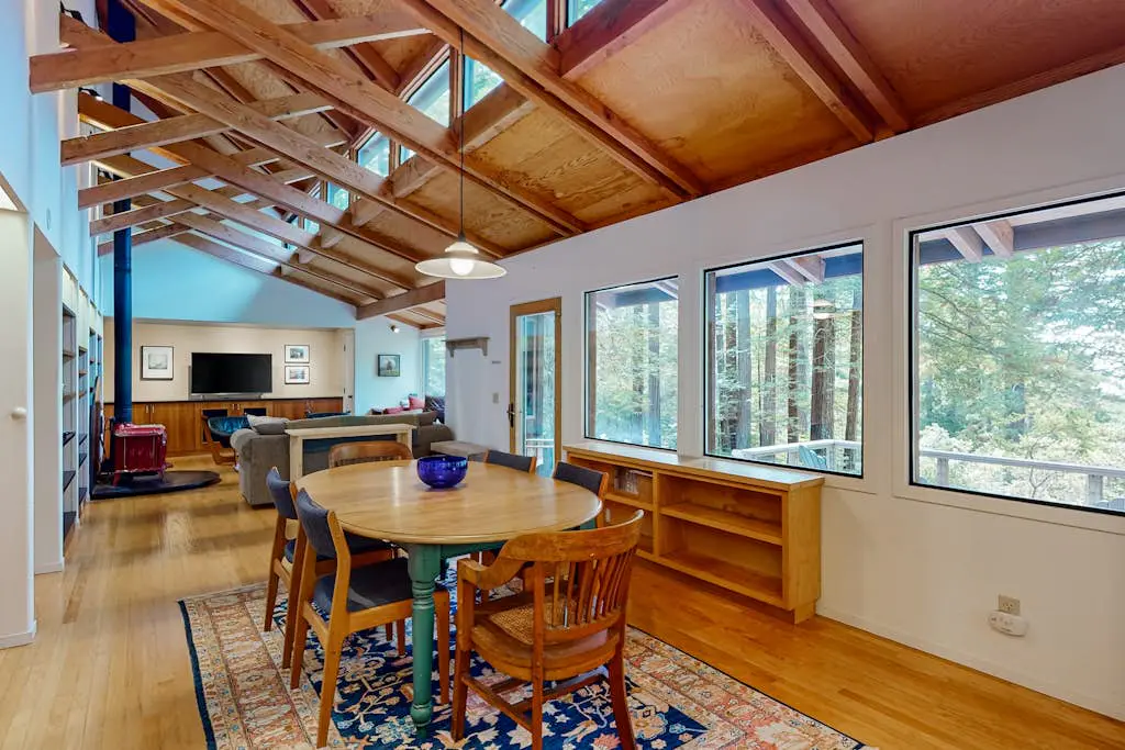 Forested home with deck & grill near the Lodge, dogs welcome