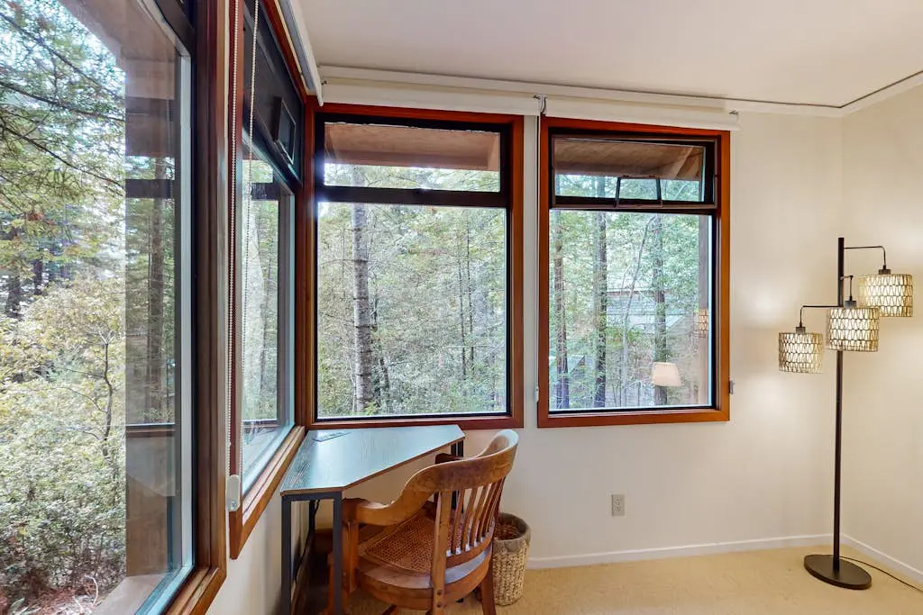 Forested home with deck & grill near the Lodge, dogs welcome