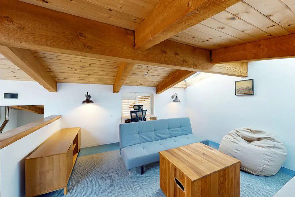 Coffee by the Sea - Ocean-view meadow home with private hot tub, dogs welcome