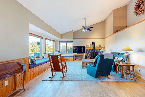 Eternal Equinox - Ocean view home with fireplace, deck, private hot tub & grill