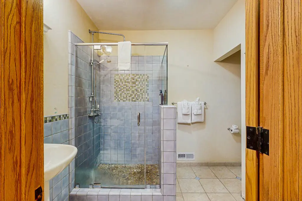 Seascape Gualala - Gualala home with ocean views, Viking kitchen & gas fireplaces