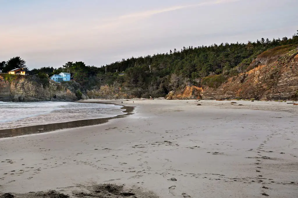 Seascape Gualala - Gualala home with ocean views, Viking kitchen & gas fireplaces