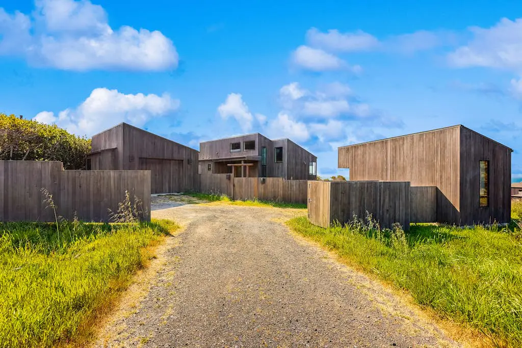 Ocean-view meadow studio near Shell Beach