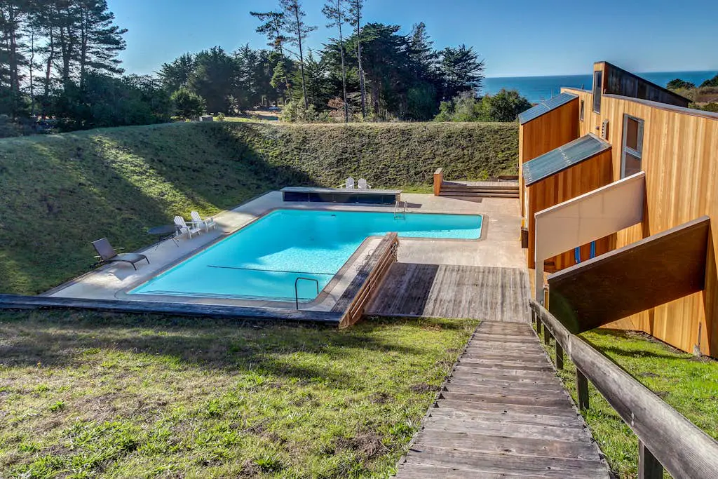Ocean-view meadow studio near Shell Beach