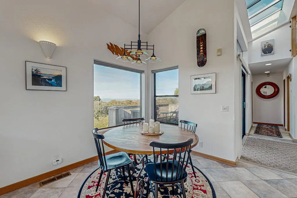Sea Forever - Ocean-view Sea Ranch home with hot tub near Walk On Beach