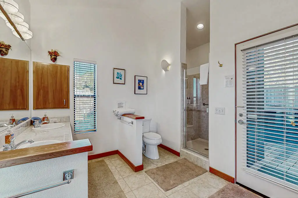 Sea Forever - Ocean-view Sea Ranch home with hot tub near Walk On Beach