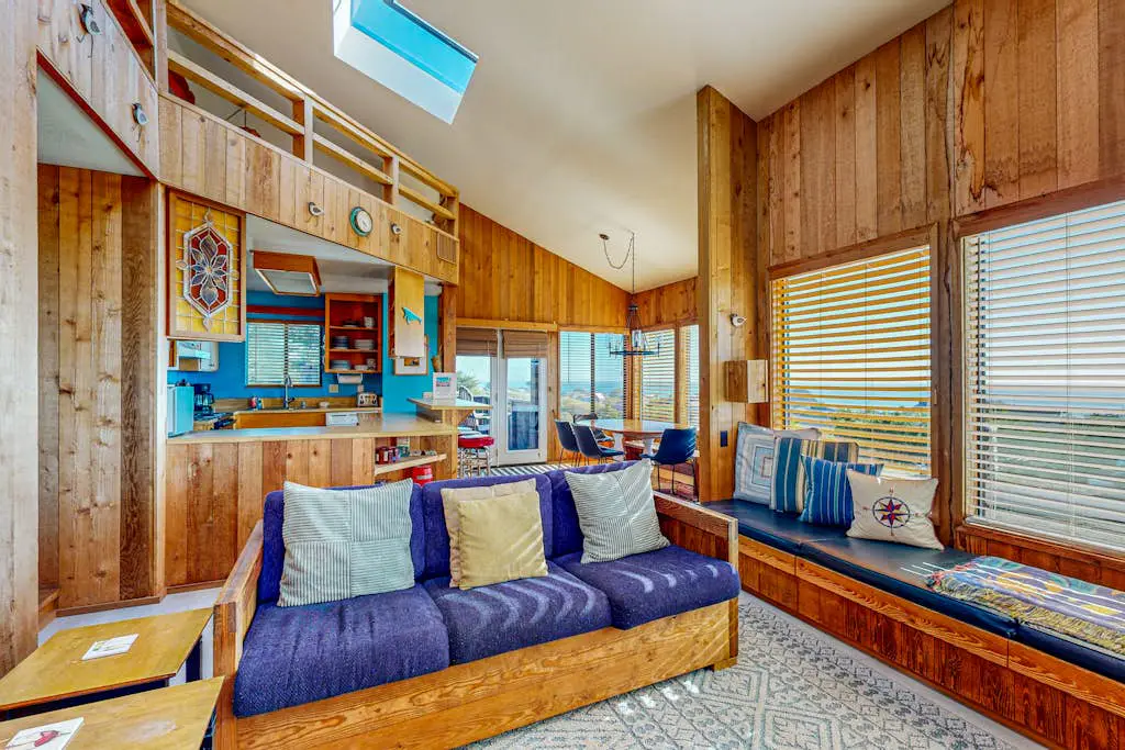 Clemons' Cottage - Ocean-view meadow home with deck & grill near Black Point, dogs welcome