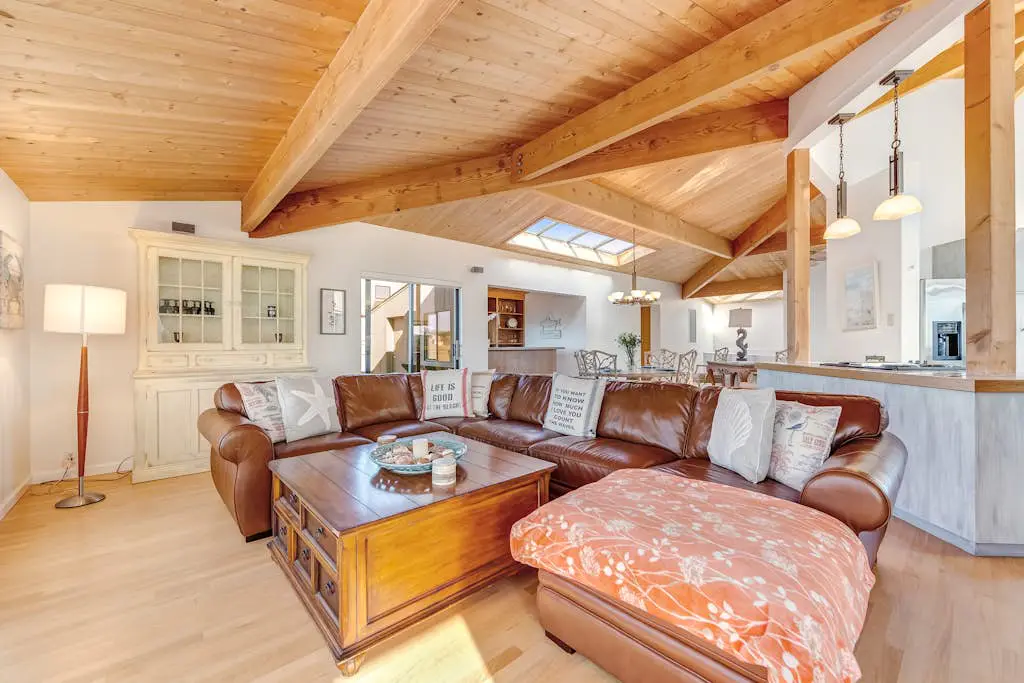 Dog-friendly home with cove views, a private hot tub, & rec center access