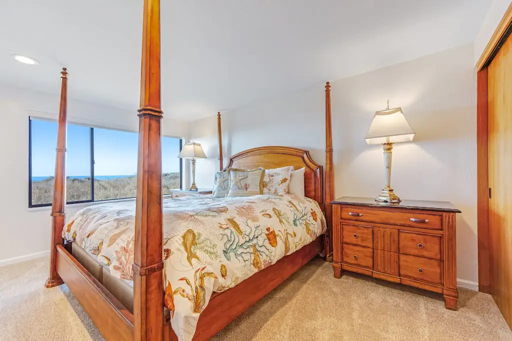 Dog-friendly home with cove views, a private hot tub, & rec center access