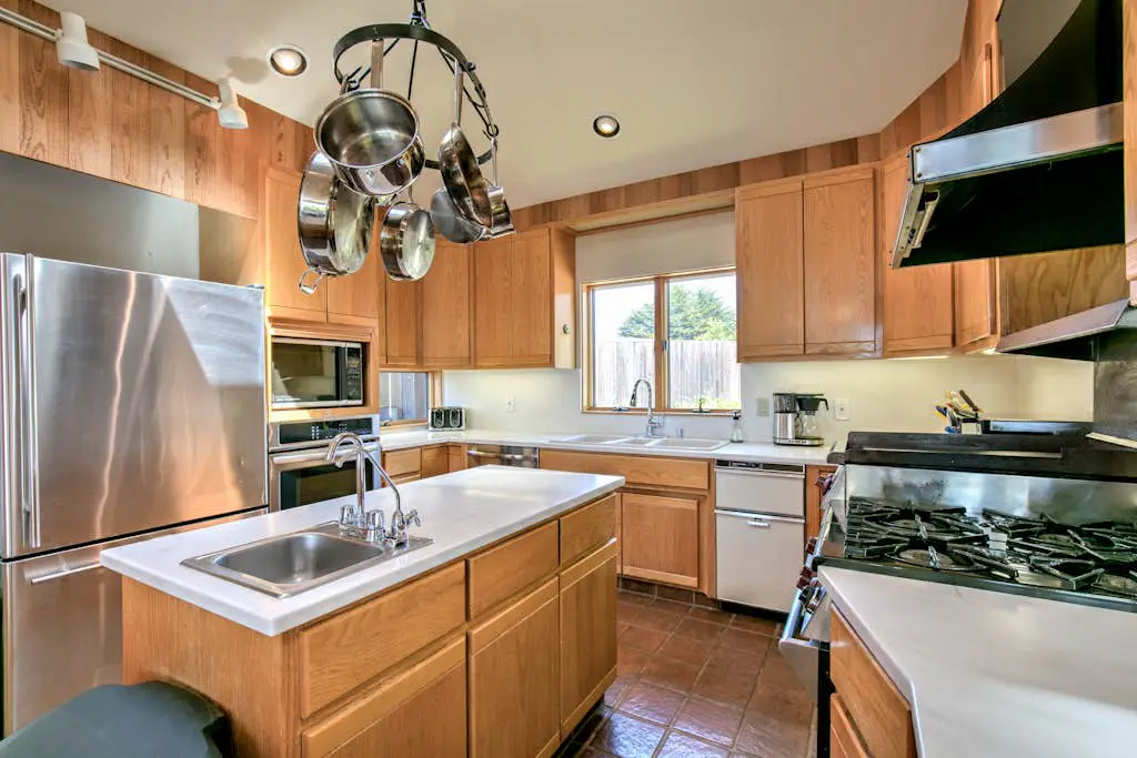 Toto House - Ocean-view Sea Ranch home near the Bluff Trail