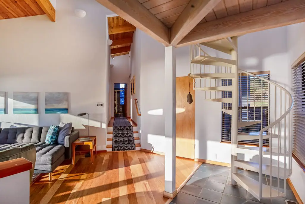 Casa Pelo Mar - Oceanfront retreat with private hot tub steps from Pebble Beach