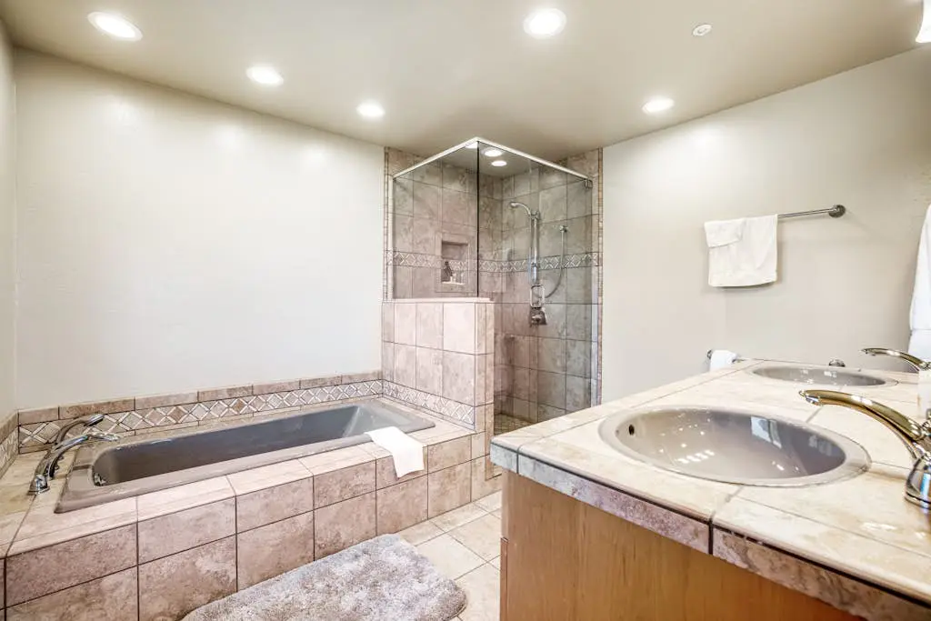 Ascona House - Ocean-view home with private hot tub near Pebble Beach