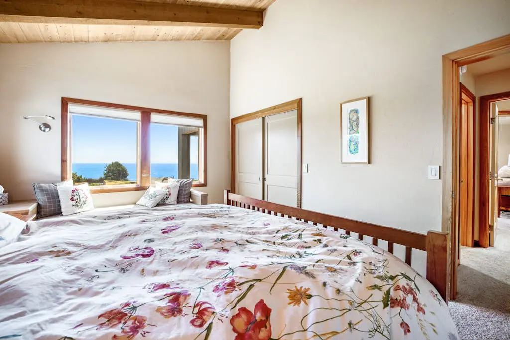 Ascona House - Ocean-view home with private hot tub near Pebble Beach