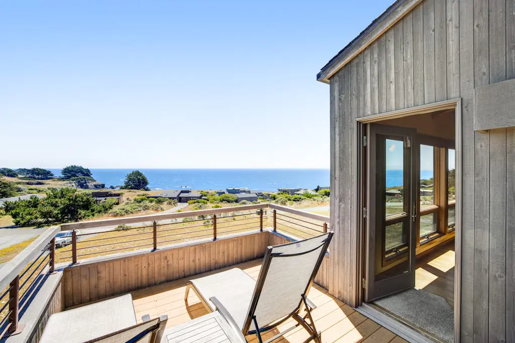 Ascona House - Ocean-view home with private hot tub near Pebble Beach
