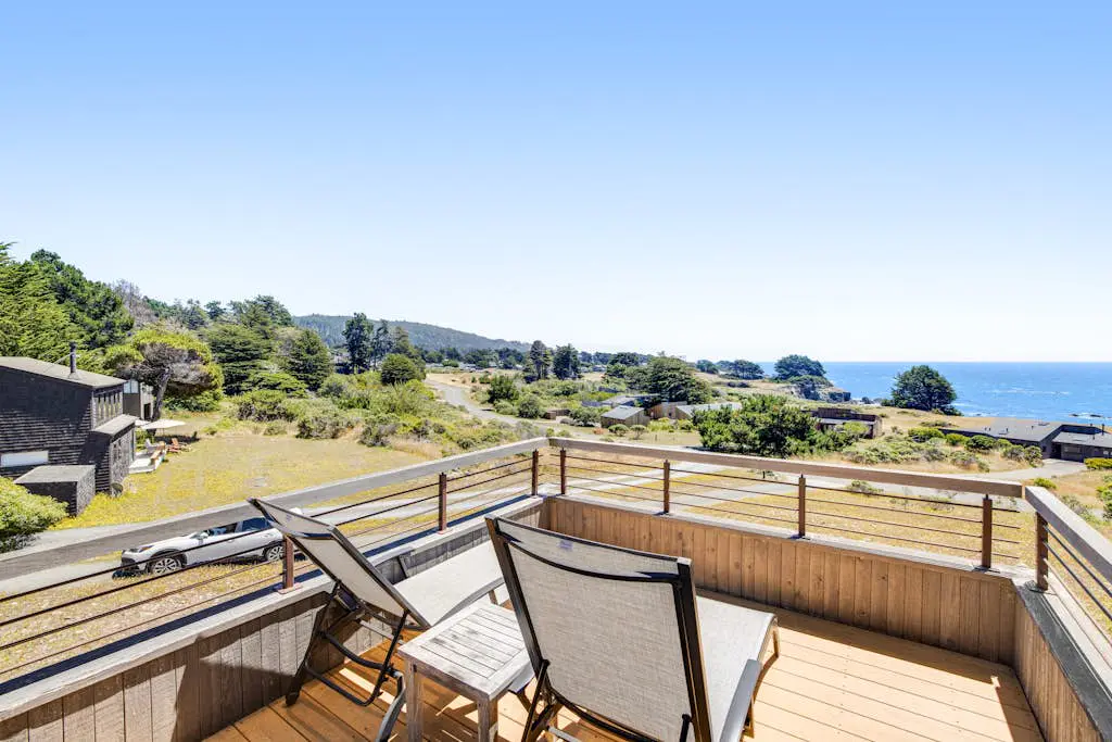 Ascona House - Ocean-view home with private hot tub near Pebble Beach